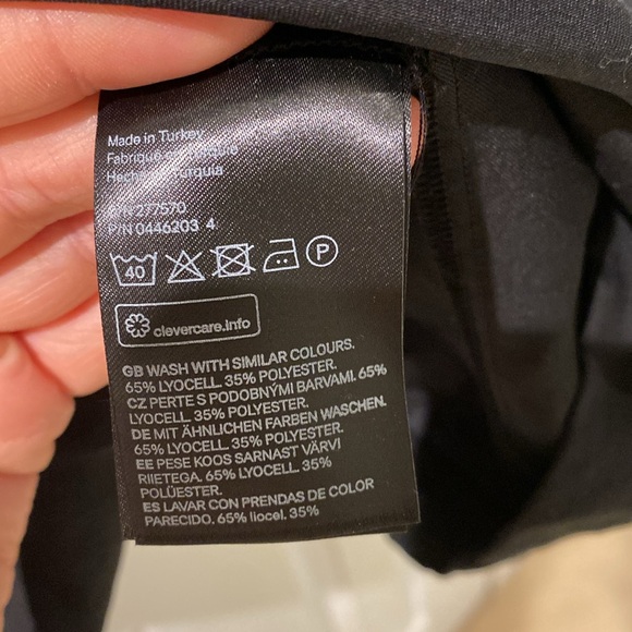 NWT HM black mini dress size 14 - Picture 7 of 7